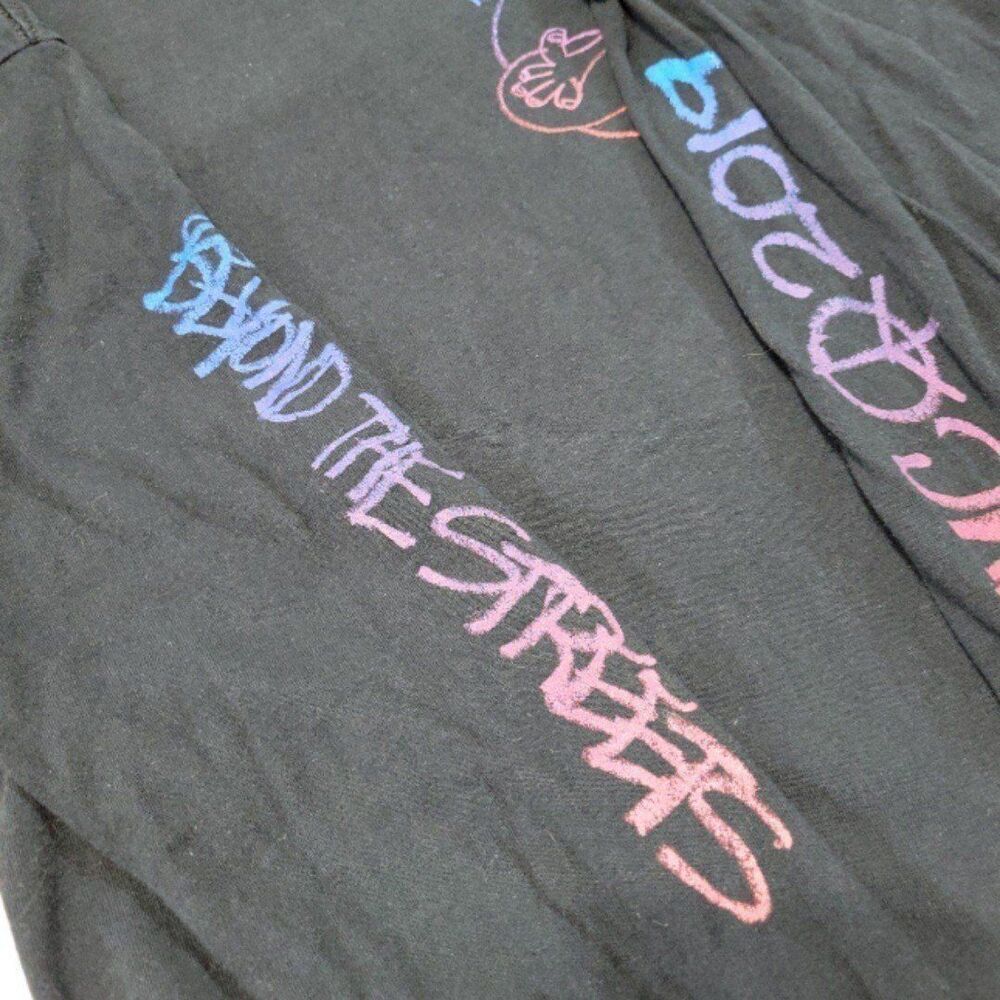 Beyond The Streets Shirt Size Small T. Curtis Graphic Tee Graphic Print T-Shirt - Picture 8 of 9